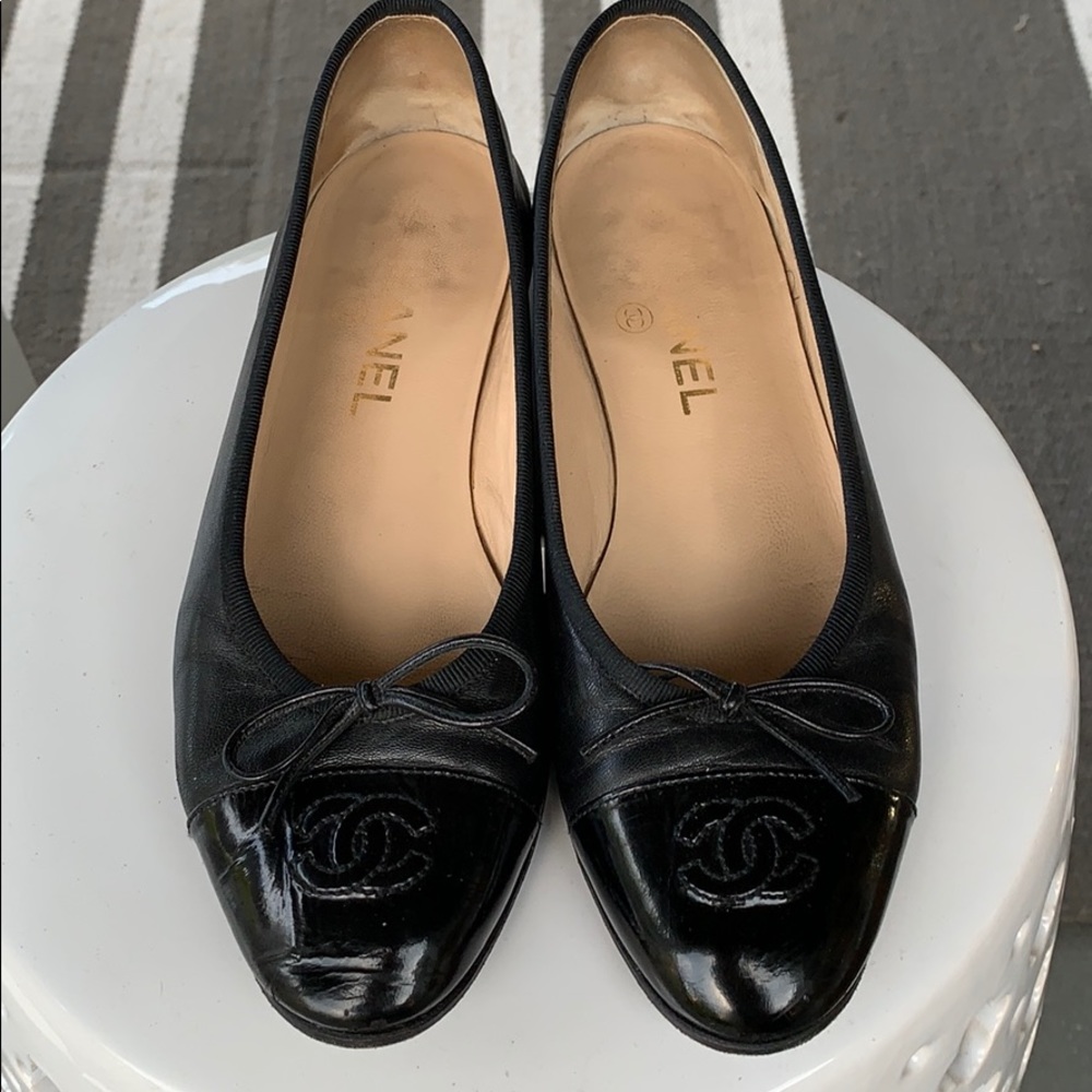Chanel black ballerina flats